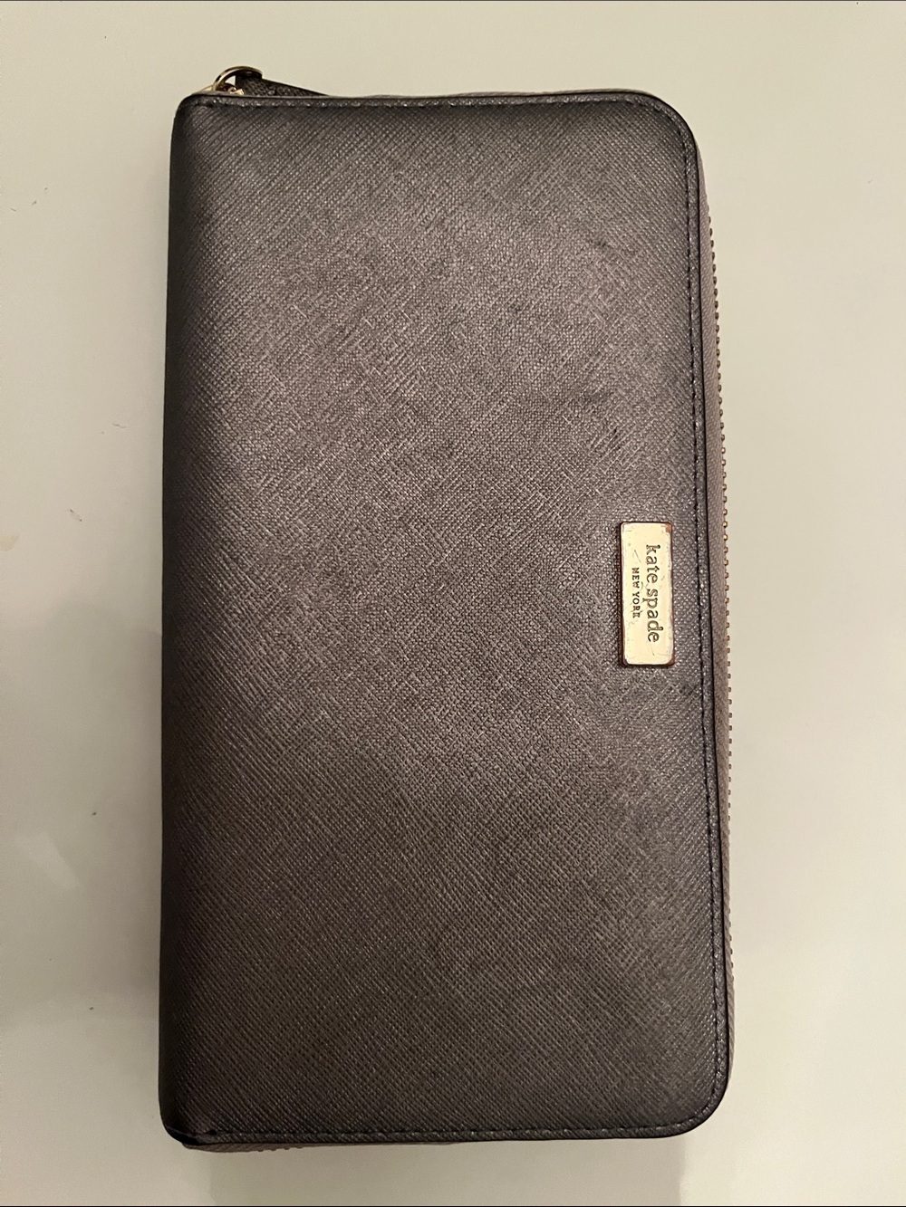 kate spade Women’s Zip-Around Wallet in Black with Gold Plate